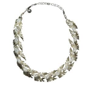 Lisner Floral Leaf Choker Adjustable‎ Necklace 12-15" Gold Tone Vintage Marked